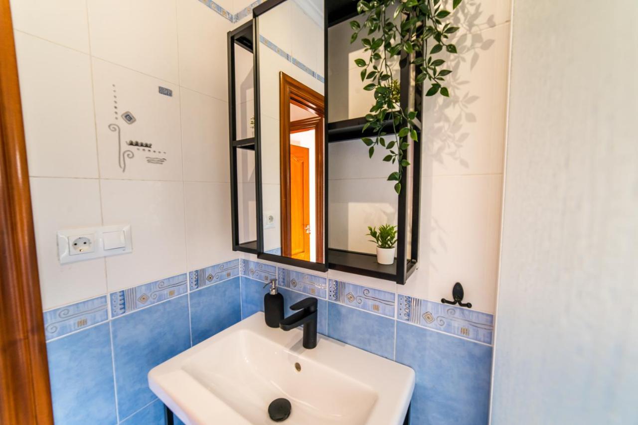 Casa Lopez Bed & Breakfast Aviles Ngoại thất bức ảnh