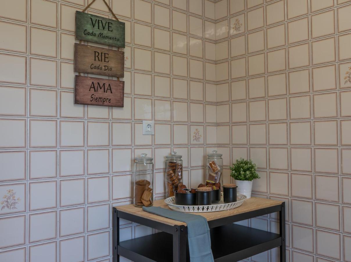 Casa Lopez Bed & Breakfast Aviles Ngoại thất bức ảnh