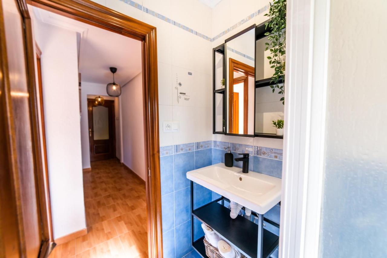 Casa Lopez Bed & Breakfast Aviles Ngoại thất bức ảnh